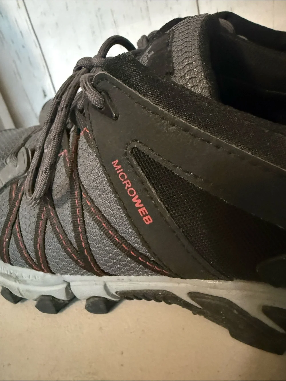 Size 12 Reebok Trailgrip Work Men's Alloy Toe Athletic Safety Shoes work shoes